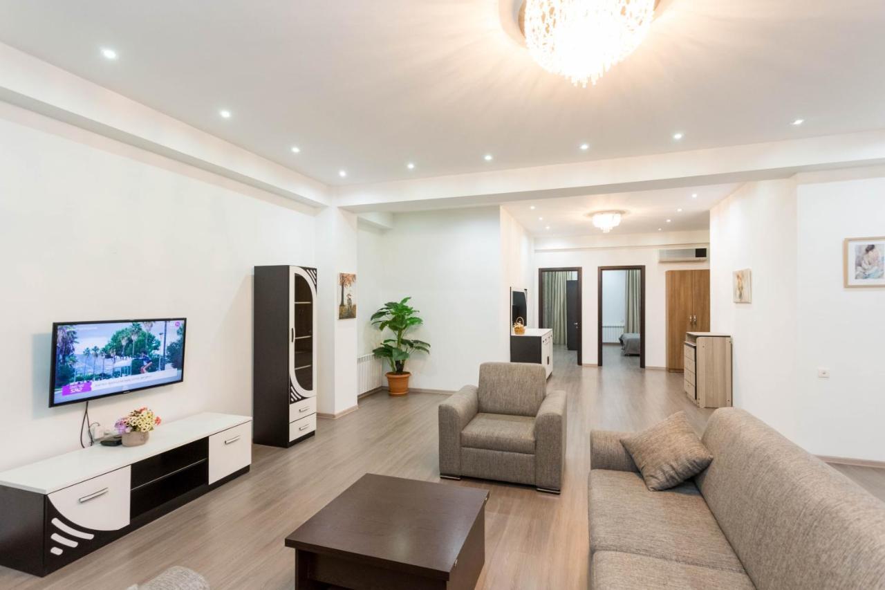 Apartment In The City Center Lll Tbilisi Zewnętrze zdjęcie