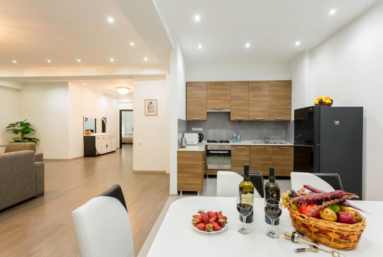 Apartment In The City Center Lll Tbilisi Zewnętrze zdjęcie